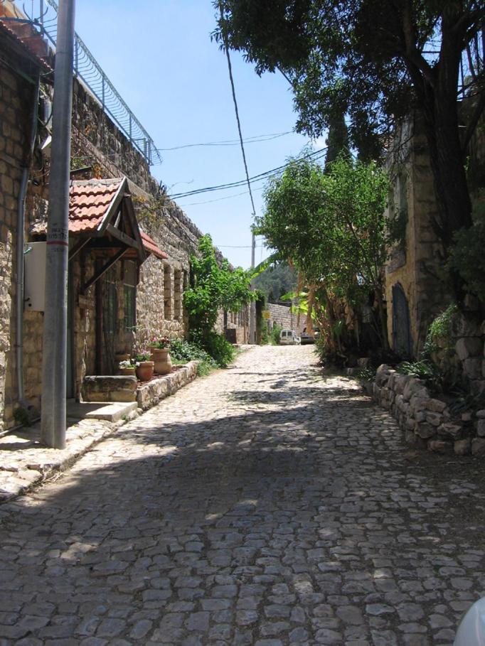 פינה שקטה בראש פינה העתיקה Pina Shketa In Old Rosh-pina Rosch Pina